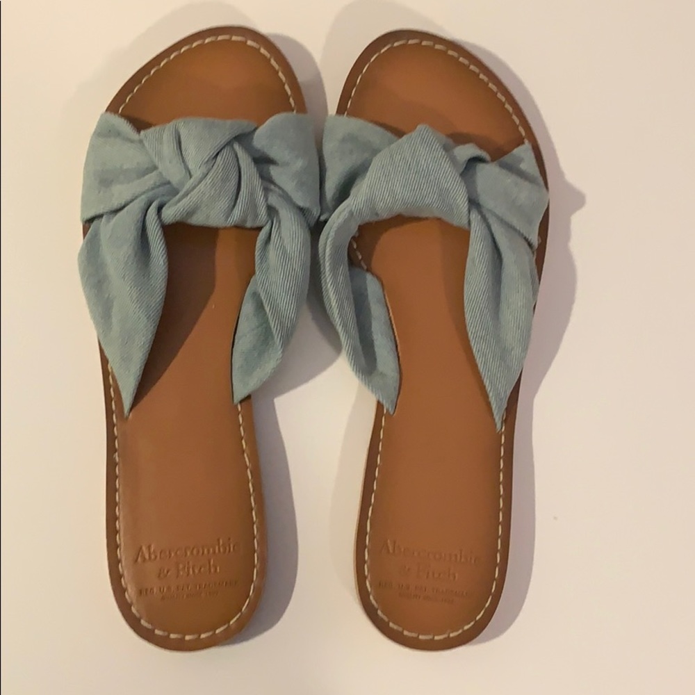Abercrombie Flip Flops